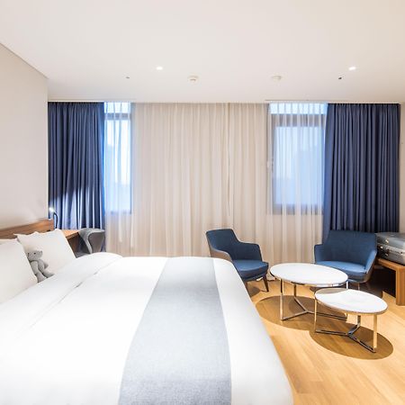 Ibis Ambassador Suwon Otel Dış mekan fotoğraf