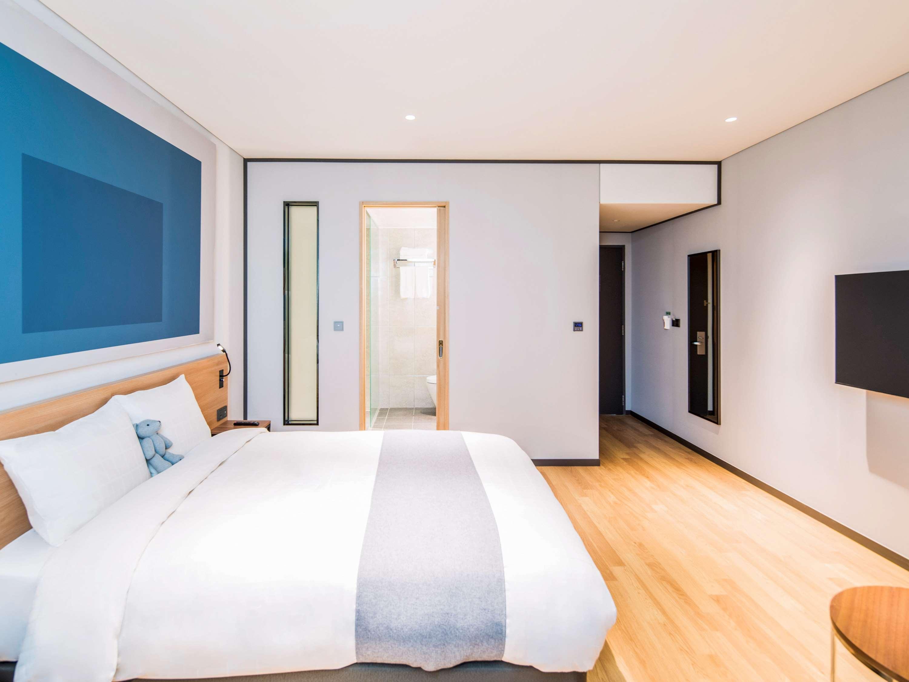 Ibis Ambassador Suwon Otel Dış mekan fotoğraf