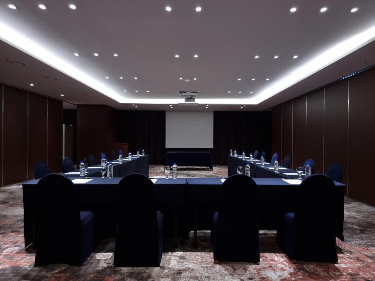 Ibis Ambassador Suwon Otel Dış mekan fotoğraf