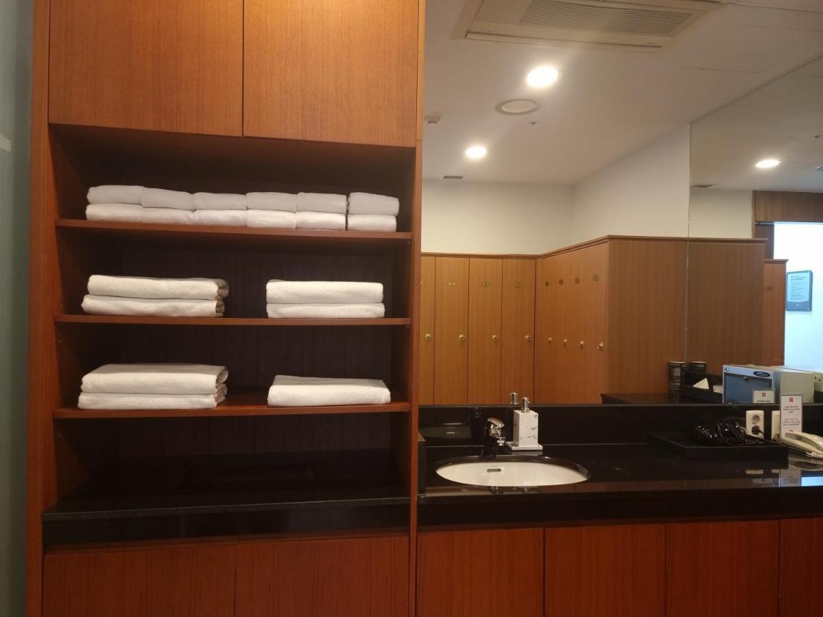 Ibis Ambassador Suwon Otel Dış mekan fotoğraf