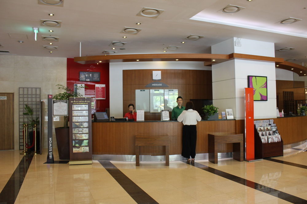 Ibis Ambassador Suwon Otel Dış mekan fotoğraf